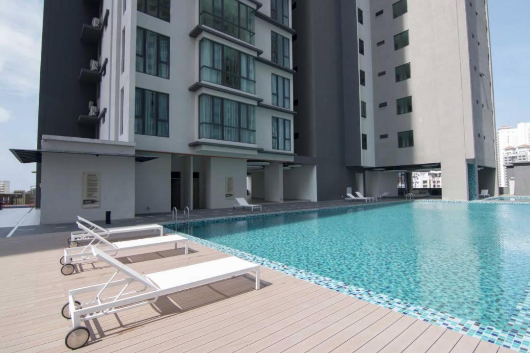 Jazz 313 Cosy 2-Bedroom Suite With Pool & Seaview Bagan Jermal Экстерьер фото